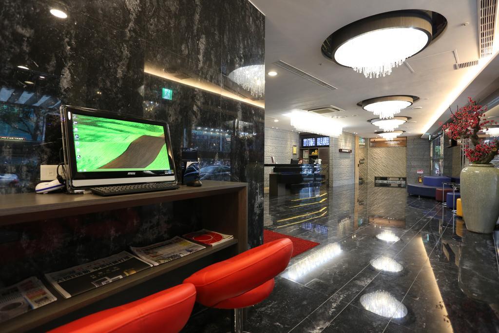 嘉义市 嘉义乐客商务旅馆酒店 外观 照片