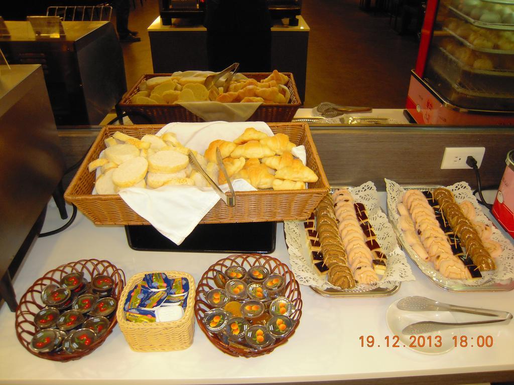 嘉义市 嘉义乐客商务旅馆酒店 外观 照片