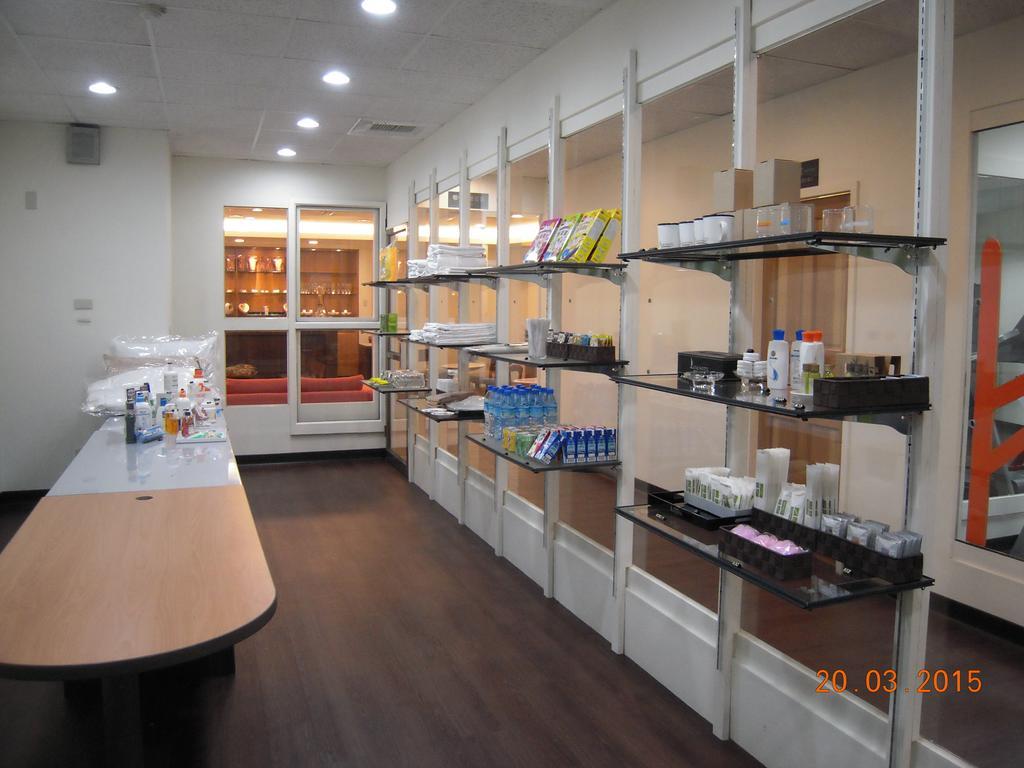 嘉义市 嘉义乐客商务旅馆酒店 外观 照片