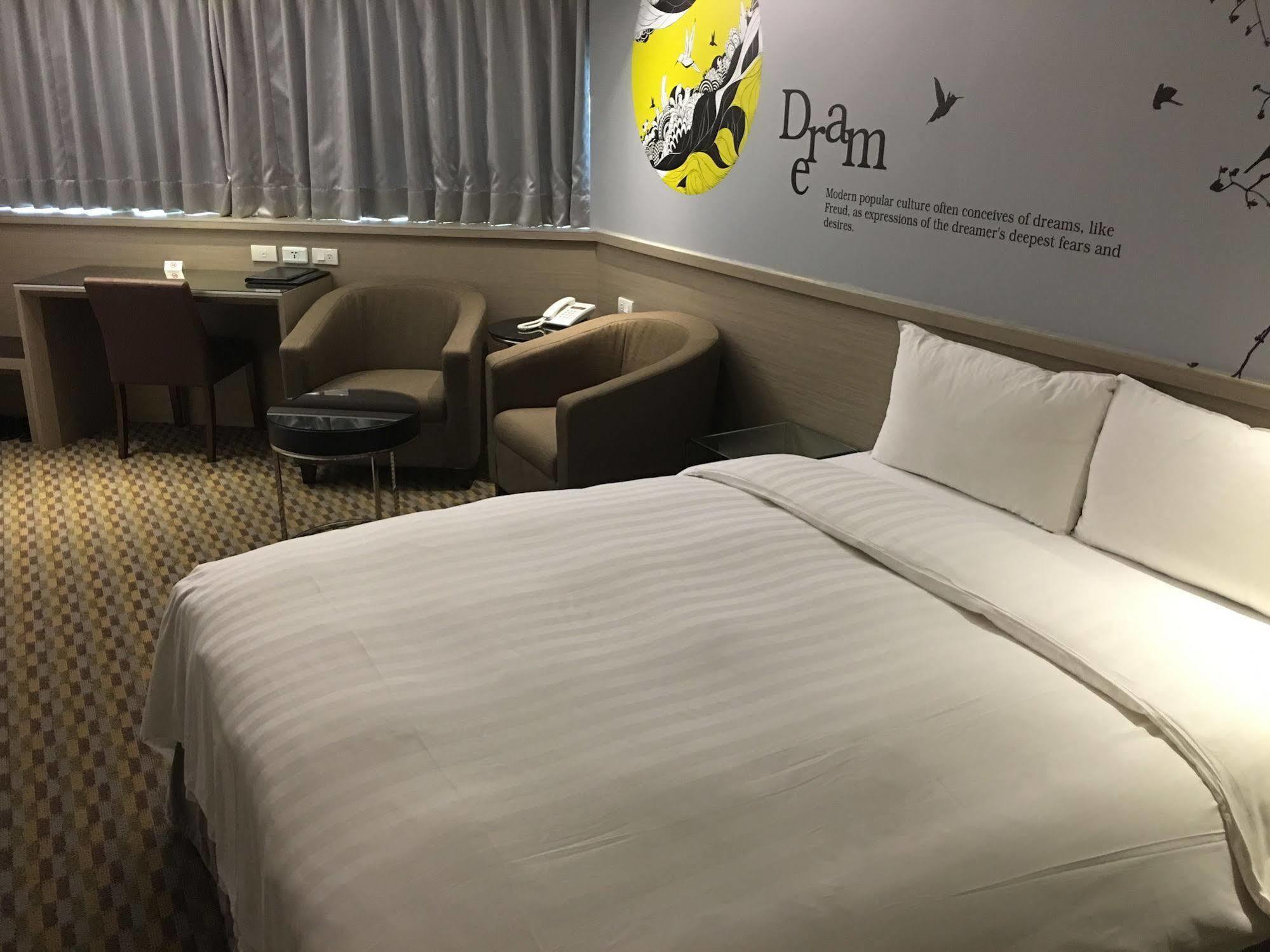 嘉义市 嘉义乐客商务旅馆酒店 外观 照片